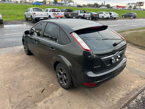 Ford Focus 2 2.0 Ghia Mt