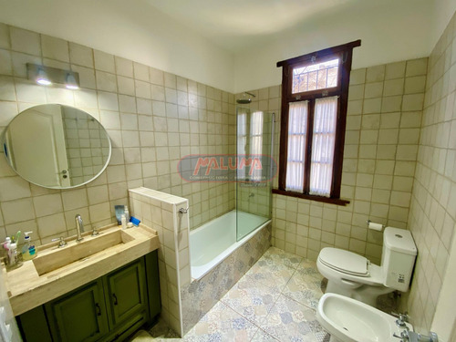 Casa En Venta En Liniers