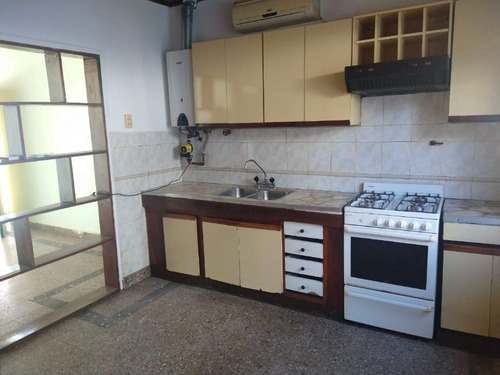 Imagen 10 de 14 de Departamento Tipo Casa En Venta En Lanus Oeste