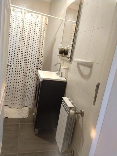 Casa En Venta - 4 Dormitorios 4 Baños - San Rafael