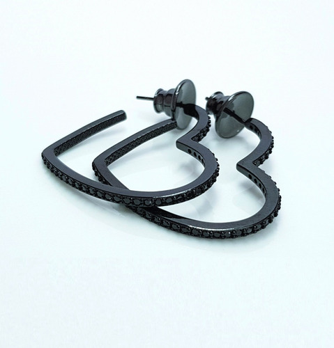 Imagem 4 de 7 de Brinco Feminino Argola Coração Banhada Ródio Negro
