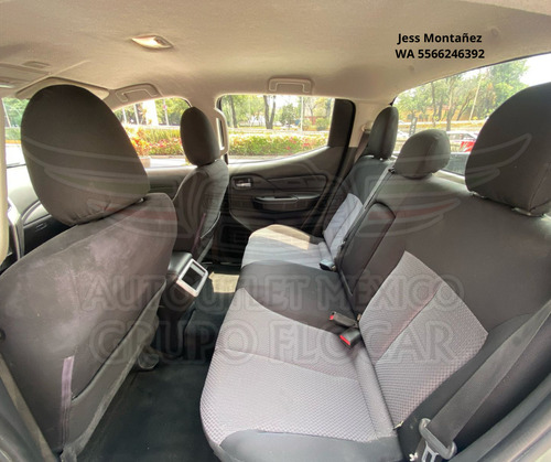 Mitsubishi L200 2.4 Cabina Doble 4x2 Mt