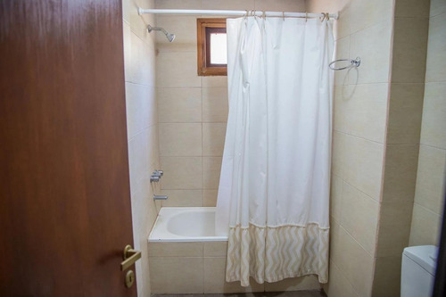 Imagen 18 de 30 de Triplex En Venta - 2 Dormitorios, Cochera - 120mts2 - La Plata