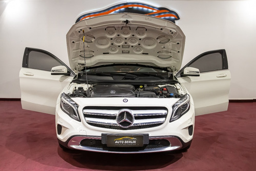 Imagen 14 de 15 de Mercedes Benz Gla250