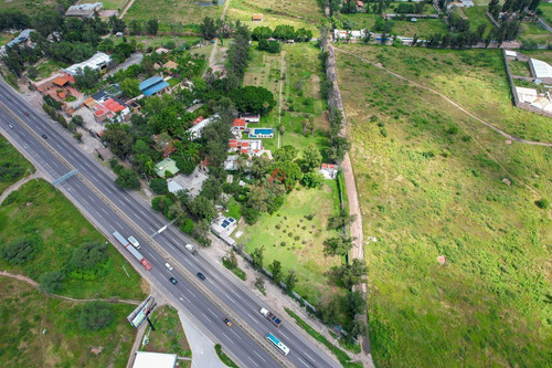 Terreno Con Uso De Suelo Comericial En Venta , Leon Guanajuato.