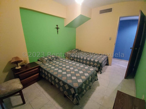 #25-4071. Maritza Lucena Vende Confortable Apartamento Amoblado, Piso Bajo Al Este De Barquisimeto, Fácil Acceso, Planta Eléctrica, Churuata, Parrillera, Gimnasio, Salón De Fiesta, Vigilancia 24/7.