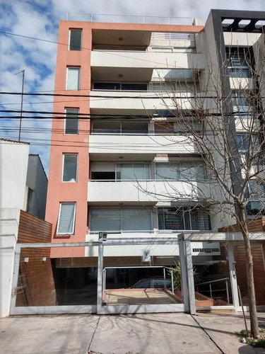 Venta Departamento De 2 Ambientes Con Cocina Separada Y Balcón En Haedo ( No Ramos Mejia No Moron No Villa Sarmiento )