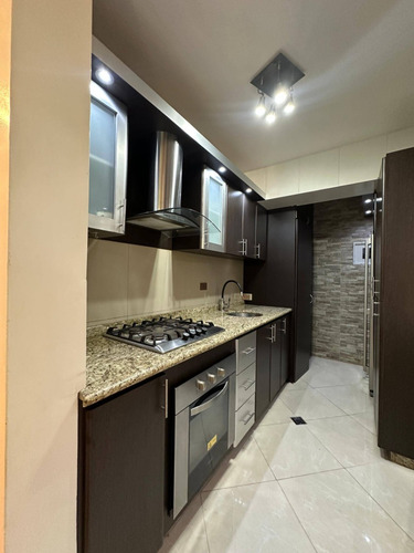 T.r. Alquila Hermoso Apartamento Amoblado En Residencias Altos Del Mirador Cod. 26254