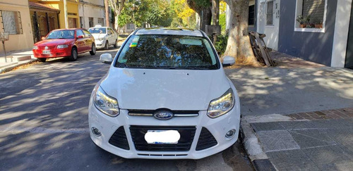 Ford Focus 4p 2.0l At Titanium