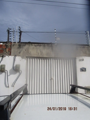 Imagem 12 de 19 de Casa Para Alugar Na Cidade De Maracanau-ce - L9995