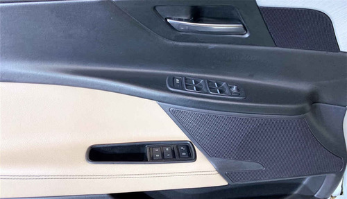 Imagen 8 de 15 de 116966 - Jaguar Xe 2016 Con Garantía