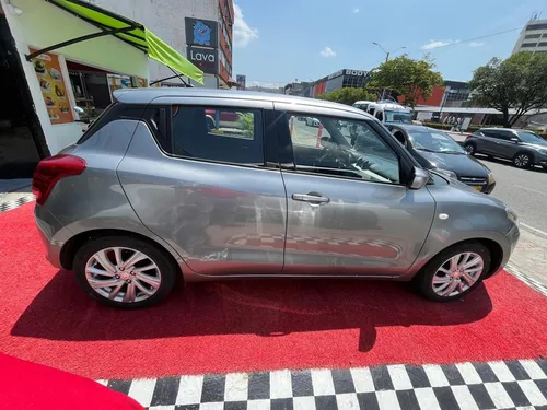 Suzuki Swift Hibrido 1.2 Mt