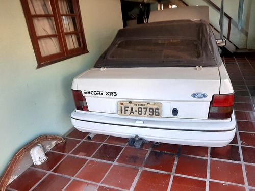 Imagem 13 de 17 de Ford Escort Xr3 Conversível