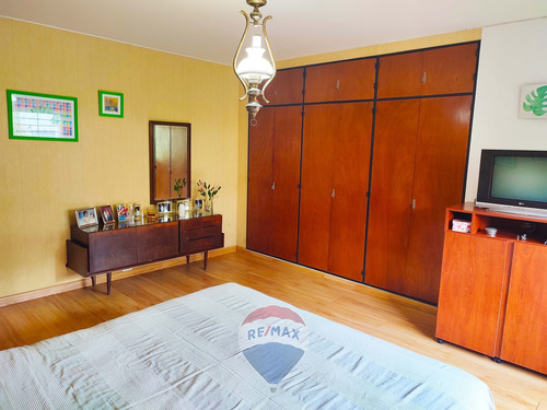 Imagen 28 de 30 de Venta O Permuta. Casa P. Alta 4 Dorm 3 Baños Patio