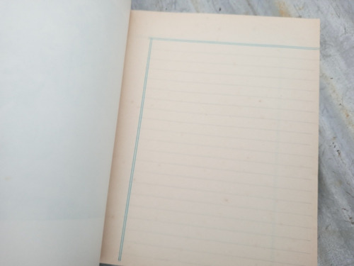 10 Cuadernos Escolares La Materia En El Arte De 96 Hojas (Usado)