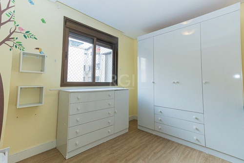 Apartamento Em Bom Fim Com 3 Dormitórios - Ar116