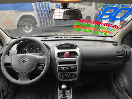 Imagem 8 de 10 de Chevrolet Corsa Sedan 2008 1.4 Premium Econoflex 4p