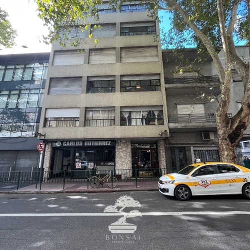 Venta Apartamento 2 Dormitorios Cordon Montevideo M