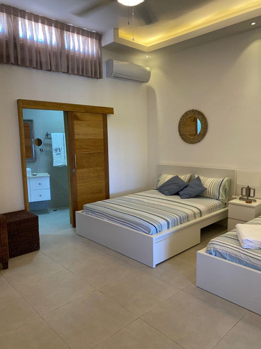 Villa De 3hb,en Green Village, Cap Cana