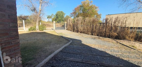 Imagen 10 de 13 de Venta Casa Villa Allende 3 Dormitorios Gran Parque Con Pileta