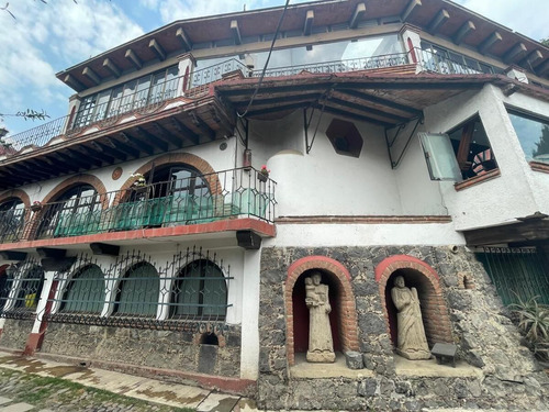 Terreno En Venta, Magdalena Contreras, Con 4 Casas