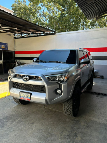 Imagen 1 de 16 de Toyota 4runner Sr5