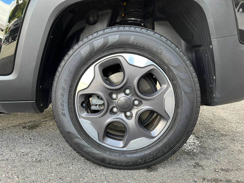 Imagem 9 de 10 de Jeep Renegade 2018 1.8 Flex Aut. 5p