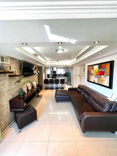 Apartamento De 2 Habitaciones Y 2 Baños En Playa Grande