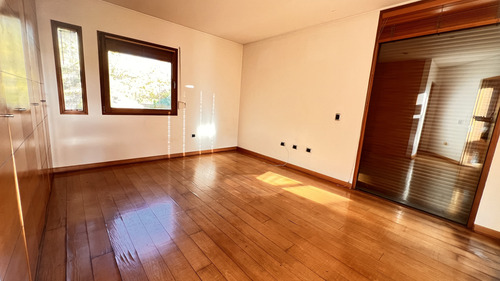 Expats Condominio Seguro Buena Conectividad