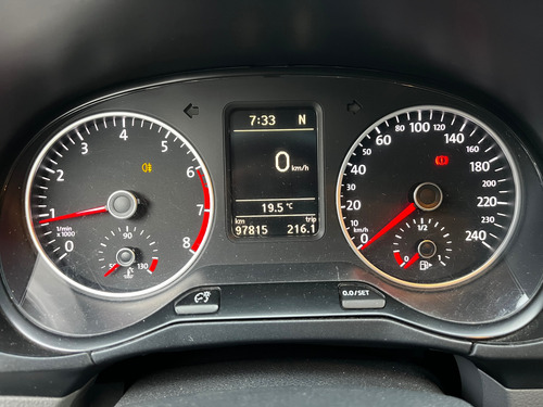 Volkswagen Fox 1.6 16v Msi Highline Total Flex I-motion 5p
