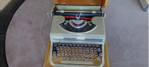 Máquina De Escribir Olivetti Studio 46