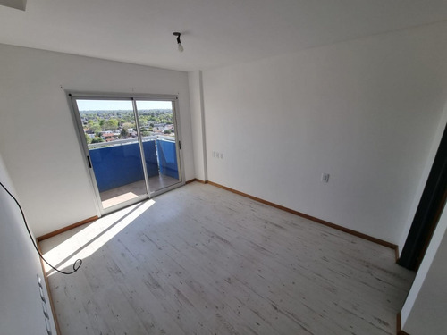 Imagen 14 de 18 de Departamento En Venta En Berazategui Centro