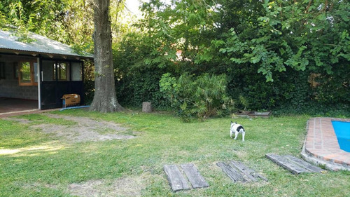 Casa En Venta - 5 Dormitorios 3 Baños - 1200mts2 - La Plata