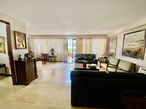 Tg Apartamento En Venta Con Pisos De Mármol, Pisos Bajo Sin Problema De Agua Con Vista Al Ávila, En Las Mercedes 23-26804 Ys
