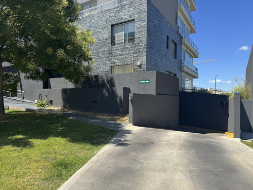 Cochera En Venta En Nordelta