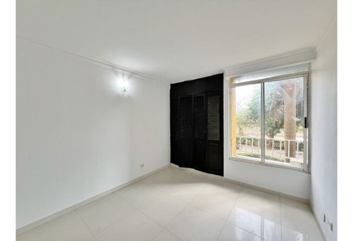 Venta Apartamento De 3 Alcobas En Edificio Rincón De Marbella