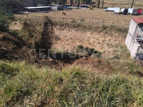 Terreno En Venta En Cacalomacán, Toluca, Estado De Mexico
