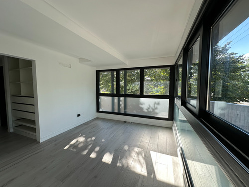 Aivi I - Parque Leloir : Duplex 3 Ambientes + Jardin