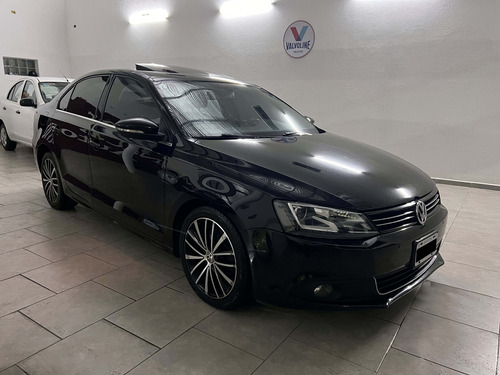 Volkswagen Vento 2.0 Sportline Tsi 200cv Bi-xenon
