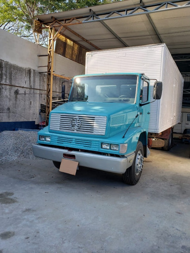Caminhão Toco Bau Mercedes Benz L1418