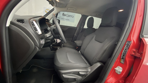 Imagen 14 de 25 de Jeep Renegade 2023 Sport 1.8