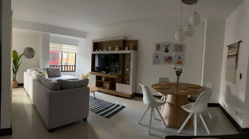 Apartamento Para La Venta En Los Colores