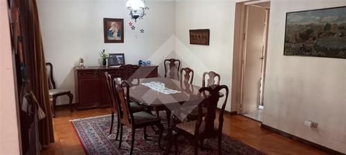Casa En Venta De 3 Dorm. En La Reina