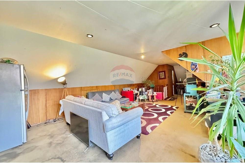 Casa 2 Pisos Amplio Terreno Con Uso Comercial