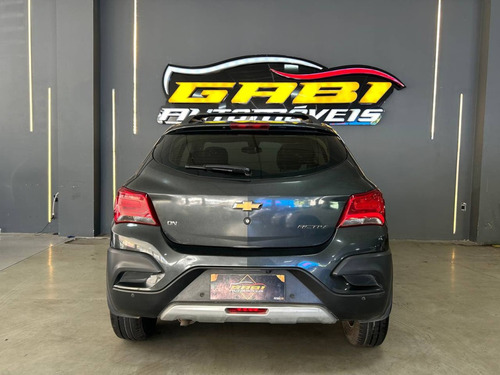 Chevrolet Onix 1.4 MPFI ACTIV 8V FLEX 4P AUTOMÁTICO