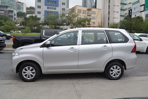 Imagen 1 de 13 de Toyota Avanza Le 2019