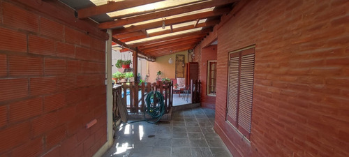 Imagen 10 de 15 de Casa En Venta En José C Paz