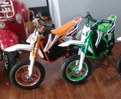Imagen 2 de 15 de Mini Moto Electrica Cross Niños Regalo Con Regulador