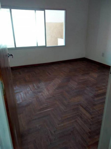 Imagen 9 de 21 de En Venta. 2 Ph De 3 Y 2 Ambientes Sobre Lote De 10x22, Rena