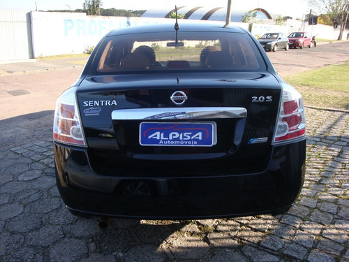Sentra 2.0 S 2010 Automático
